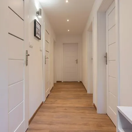 Mieszkanie Plocka Apartmán *